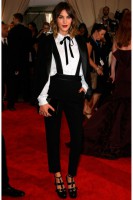 /album/fotoreportaje-met-gala/alexa-chung-jpg/